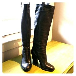 Vince Camuto Braden Boots